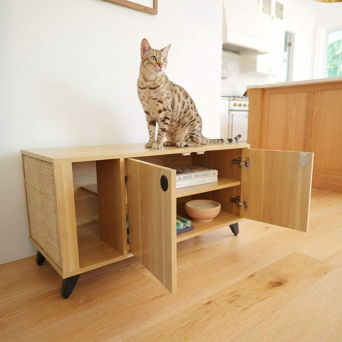 Shae Oak 猫用家具 インテリアイメージ